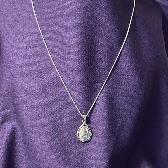 Jewelry - Teardrop Abalone & Marcasite Pendant • 925 Sterling Silver • Thailand